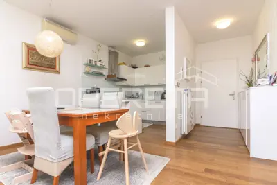 Stan 76 m², Maksimir - 3 sobe, loggia i lift - 4