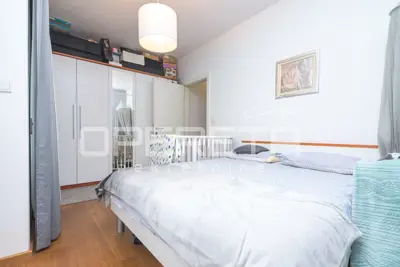 Stan 76 m², Maksimir - 3 sobe, loggia i lift - 11