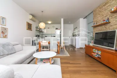 Stan 76 m², Maksimir - 3 sobe, loggia i lift - 5