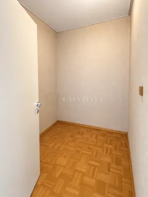 Stan 58 m², Turnić Rijeka - pogled na more i lift - 8