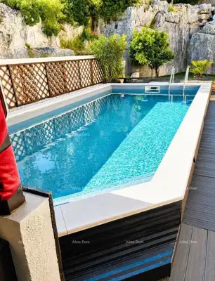 Haus in Pješčana Uvala, Pool und Meerblick - 2