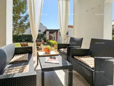 Haus in Pješčana Uvala, Pool und Meerblick - 17