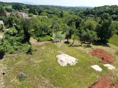 Building plot 1,046 m², Stari Pazin - flat plot - 3