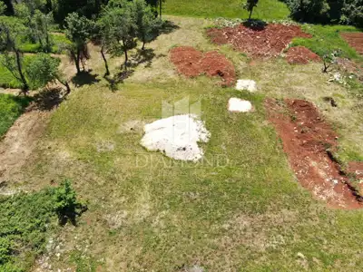 Building plot 1,046 m², Stari Pazin - flat plot - 4