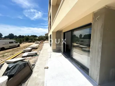 VODICE – 3SS+DB stan s vrtom i pogledom na more, 70 m od mora i plaže - 8