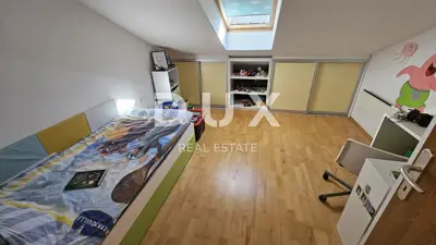 Apartment 117.8 m², Viškovo - duplex, 2 bathrooms - 15
