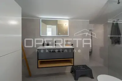 Wohnung zum Kauf in Rovinj, 98 m² - 8