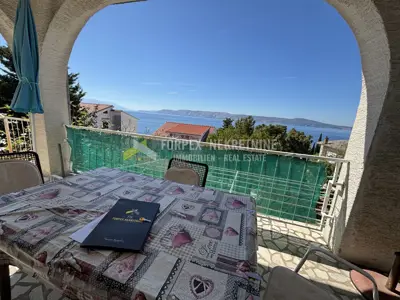 House in Novi Vinodolski, 200 m from the sea and a quiet location