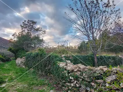 Grundstück 1 528 m², Tugare bei Omiš, Nähe von Split - 7