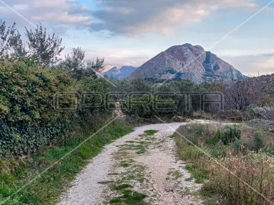 Grundstück 1 528 m², Tugare bei Omiš, Nähe von Split - 3