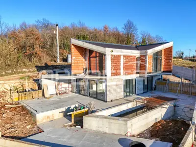 House for sale in Labin, 198 m² - 17