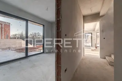 House for sale in Labin, 198 m² - 12
