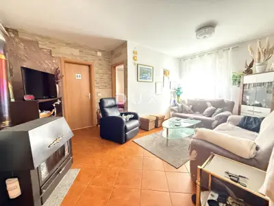 RIJEKA, GORNJI ZAMET - 3 rooms + living room with parking and a 32 m² terrace, newer construction