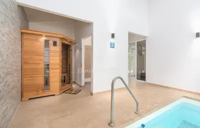 Villa 350 m², Rovinj - Innen- und Außenpool - 13