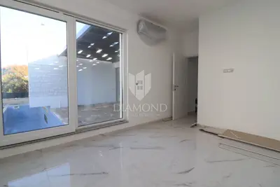 Haus zum Kauf in Rovinj, 218 m² - 15