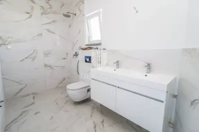 Haus zum Kauf in Rovinj, 218 m² - 14