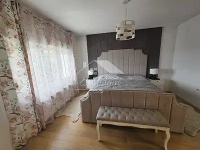 Zabočki Beverly Hills – kuća s potencijalom 3 stana - 13