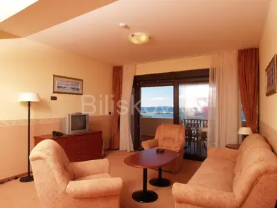 Hotel in ruhiger Lage neben dem Sandstrand - 3