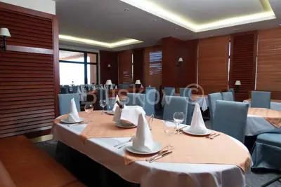 Hotel in ruhiger Lage neben dem Sandstrand - 7