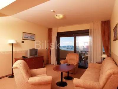 Hotel in a quiet location next to the sandy beach - 3