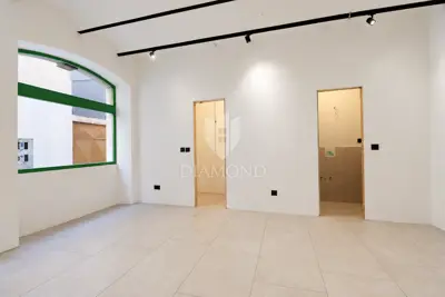 Poslovni prostor 33 m², Rovinj - centar, 50 m od mora - 3
