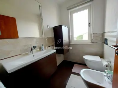 Rovinj - moderna vila s velikom okućnicom - 15