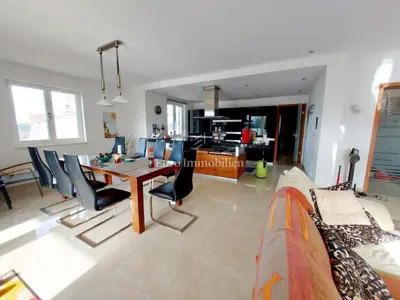 Rovinj - moderna vila s velikom okućnicom - 14