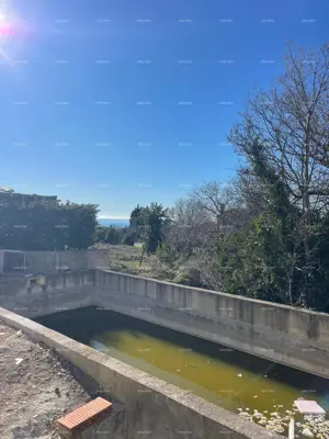 Prodaje se kuća s bazenom i pogledom na more – mirno selo Raša - 14