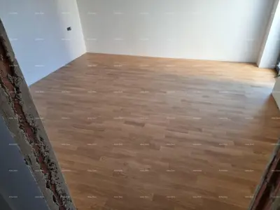 Prodaje se kuća s bazenom i pogledom na more – mirno selo Raša - 8