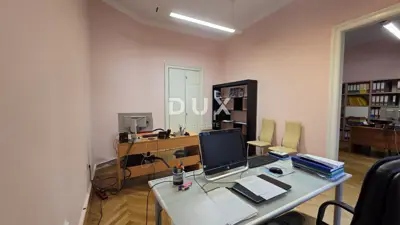 Apartment 146 m², Potok Rijeka - renovated near the center - 6