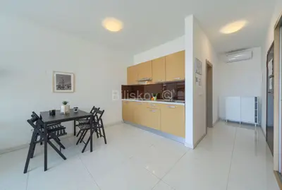 Seget Donji, kuća s apartmanima i zemljištem - 17