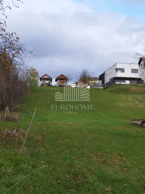 Baugrundstück 2.000 m², Mikulići - Südseite und Blick auf die Stadt - 5