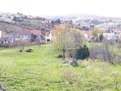 Baugrundstück 2.000 m², Mikulići - Südseite und Blick auf die Stadt - 7