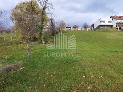 Baugrundstück 2.000 m², Mikulići - Südseite und Blick auf die Stadt - 3