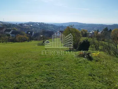 Baugrundstück 2.000 m², Mikulići - Südseite und Blick auf die Stadt - 9