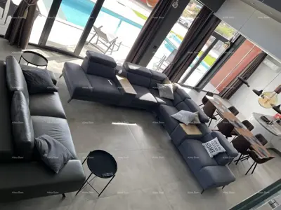 Kuća 328 m², Ližnjan - moderna vila s bazenom