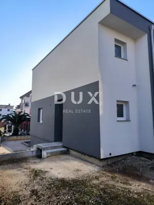 Doppelhaushälfte 121,3 m², Rovinj - 500 m vom Meer und Pool - 3