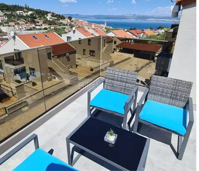 For Sale, Brač, Sutivan, Three-Bedroom Penthouse, 2nd Floor, Sea View