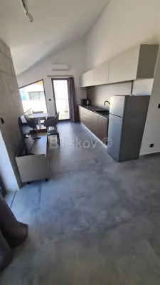 Brač, Sutivan, trosoban penthouse, 2.kat, pogled na more - 2