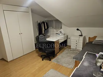 Wohnung 100 m², Ivanja Reka, ruhige Familienstraße - 13