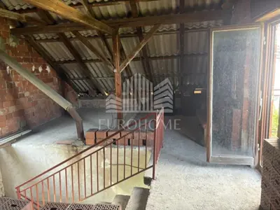 Haus 1.350 m², Markuševec - Panoramablick auf Zagreb - 11
