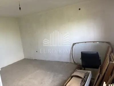 Haus 1.350 m², Markuševec - Panoramablick auf Zagreb - 7