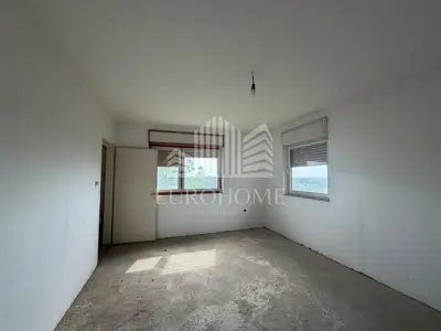 Haus 1.350 m², Markuševec - Panoramablick auf Zagreb - 17