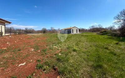 Building plot 1,014 m², Labin - quiet street - 4