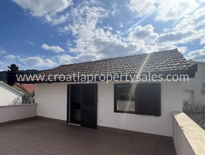 Kuća, Hvar, 185 m², 375 000 €