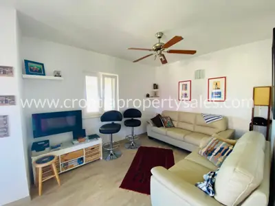 Apartment, Brač, 45 m², 2 rooms, 198 500 € - 8
