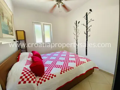 Apartment, Brač, 45 m², 2 rooms, 198 500 € - 2