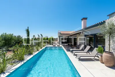 Vila 137 m², Poreč - mirna lokacija blizu mora - 2