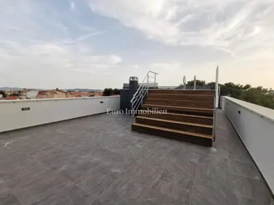 Novi stan s bazenom i krovnom terasom - Belafuža, Zadar - 3