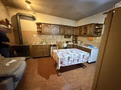 Detached house 500 m², Kukuljanovo - three floors and basement - 14